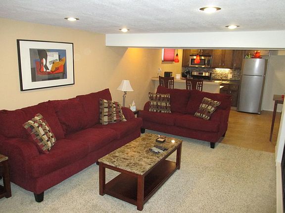 3rd image of 501 E Green Ave