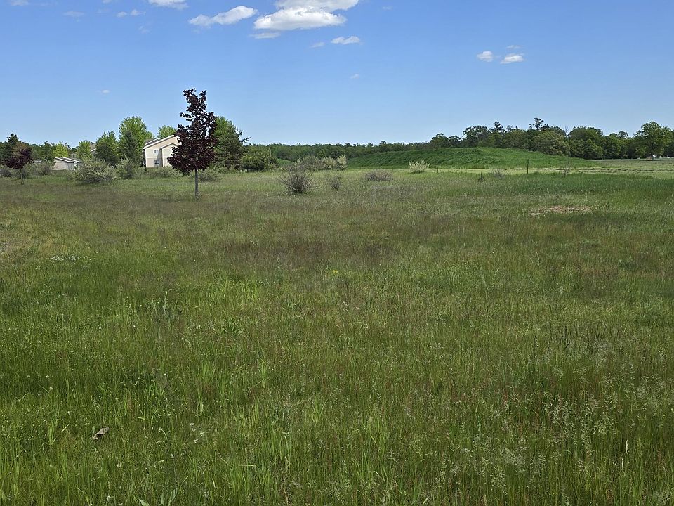 1st image of V/l 1.85 A Country Village Ln