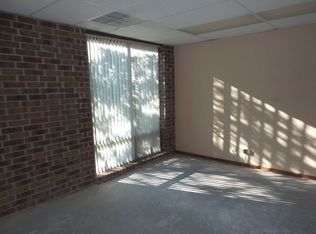 6825 Hobson Valley Dr STE 303, Woodridge, IL 60517