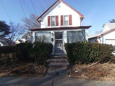 Colonial Westbury NY