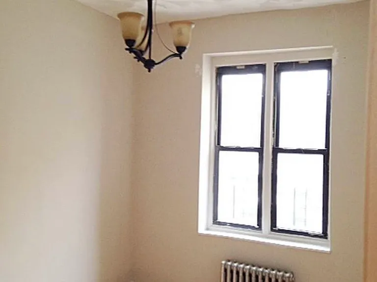 110 Empire Blvd #2 — Photo 3