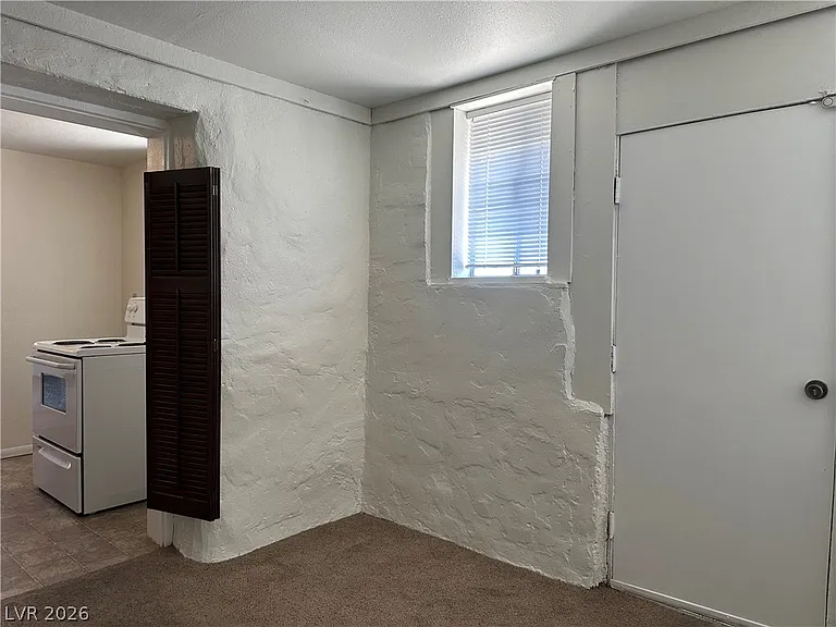 14 Valley View Ln — Photo 7
