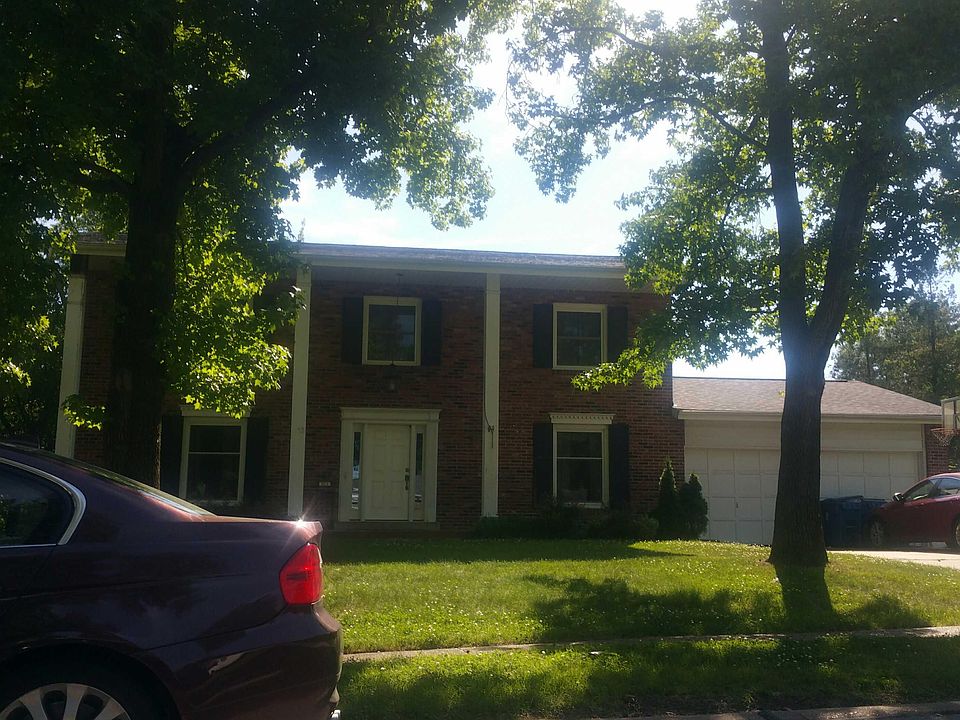 1st image of 323 Wildbrier Dr
