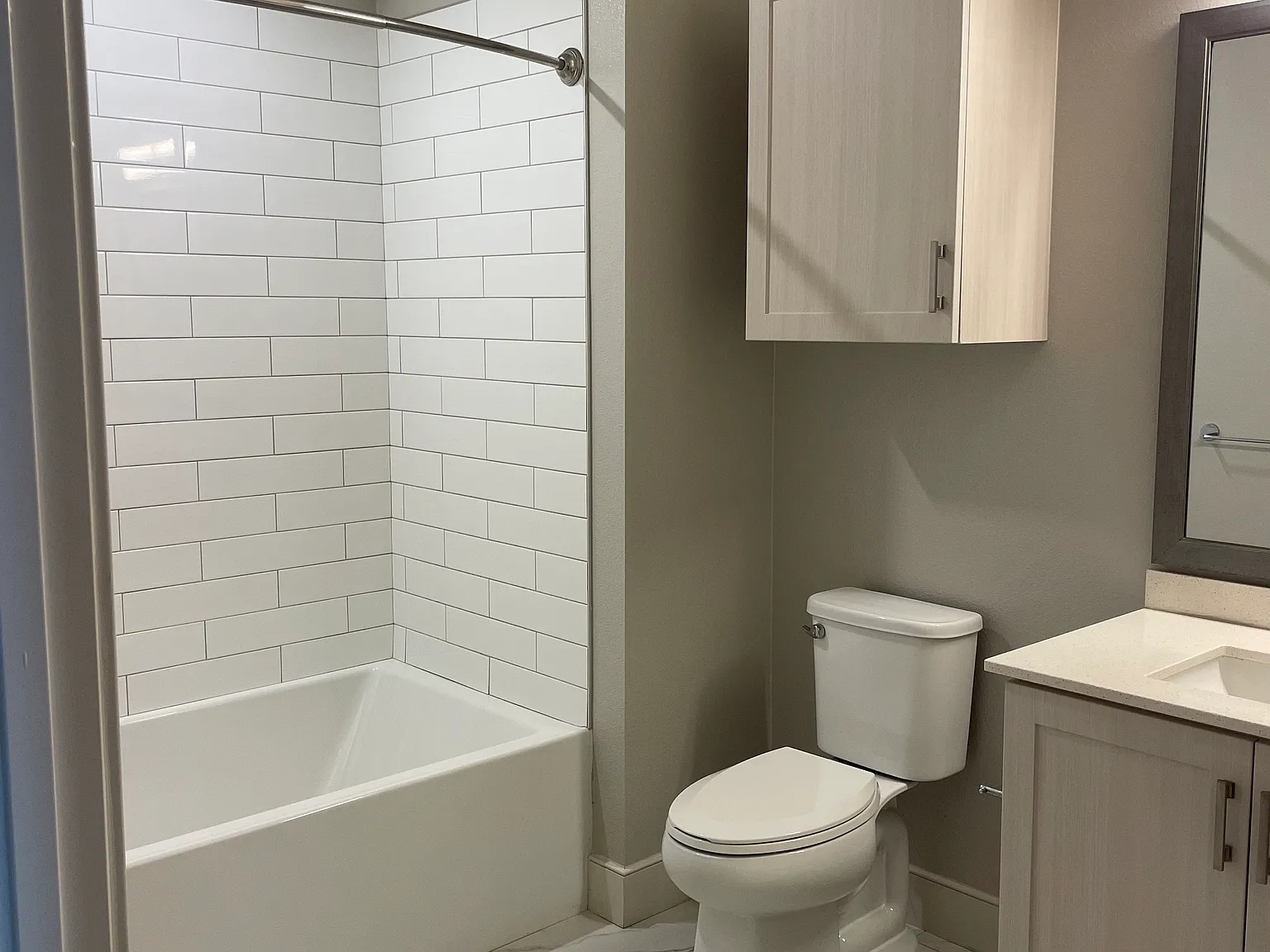 2 bed, 1200 sqft, $1,450 — Photo 1