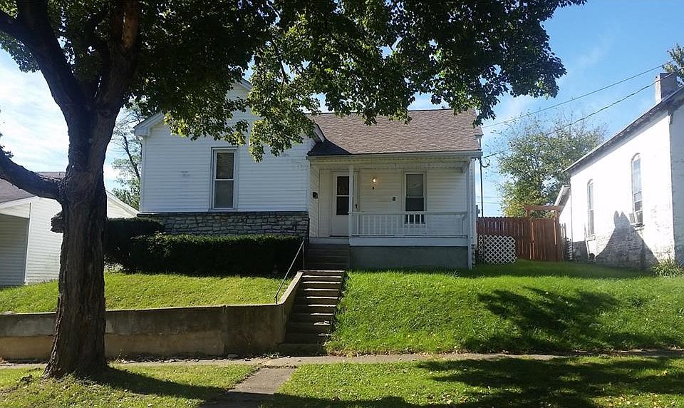 1st image of 323 S Franklin St