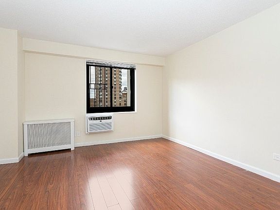 4th image of 175 W 87th St APT 12E