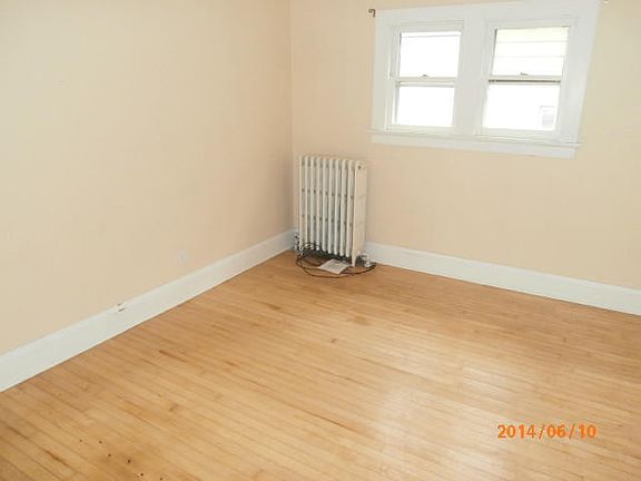 4th image of 1534 W Cudahy Ave