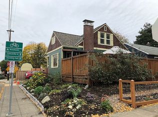 1208 NE Holman St, Portland, OR 97211