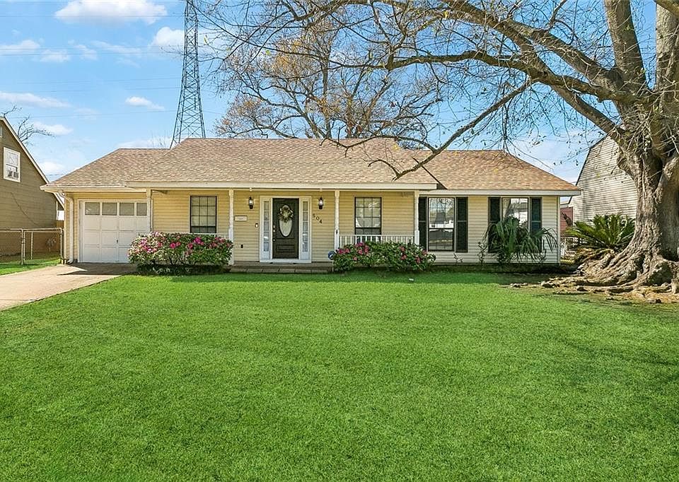 1st image of 504 Oak Allee Dr