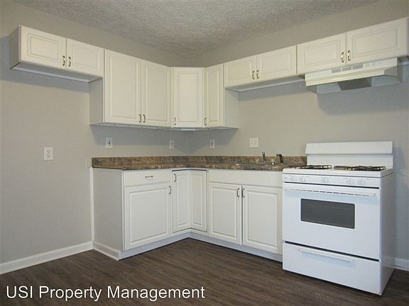5th image of 3973 Bennett Dr