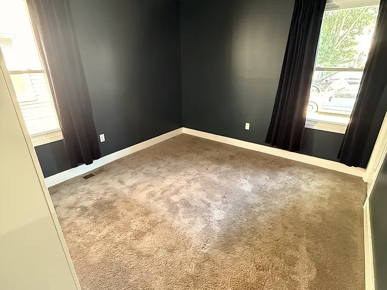 223 County St #1R — Photo 8