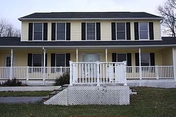 2nd image of 579 Abbie Ln
