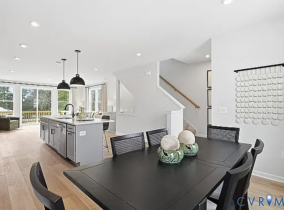 421 Burden Dr — Photo 25