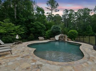 28 Dawson Manor Ct, Dawsonville, GA 30534