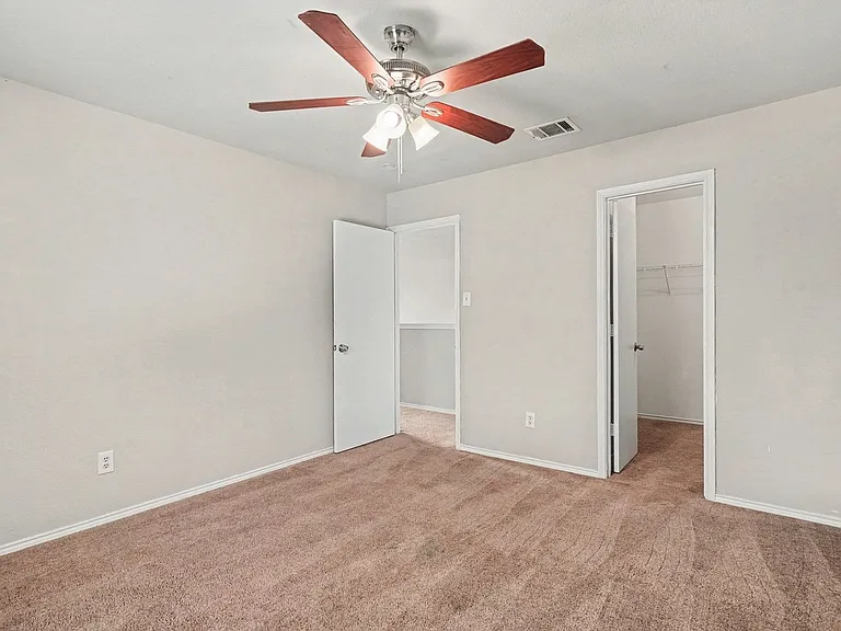 1733 Vineridge Ln — Photo 20