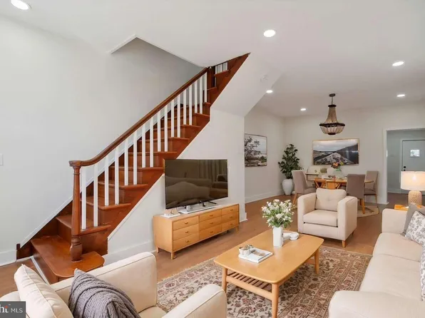 4722 Mercer St, Philadelphia, PA 19137