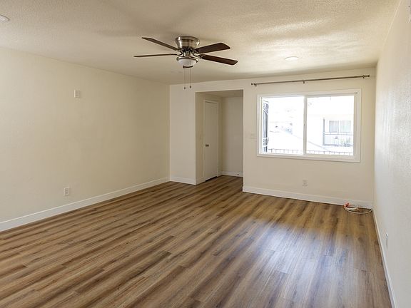 3rd image of 15925 S Myrtle Ave #15925
