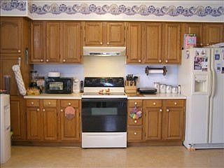 4th image of 118 E Main St