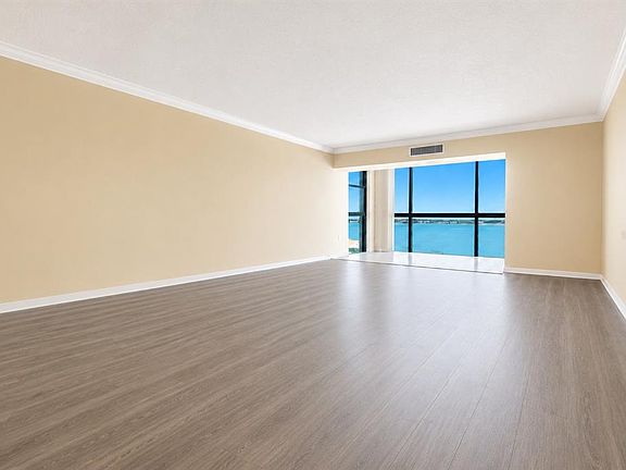 2nd image of 800 S Gulfview Blvd APT 908