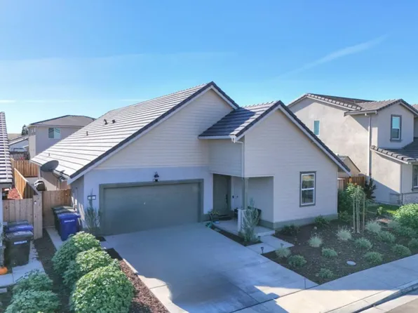 2132 Emerald Ranch Rd, Patterson, CA 95363