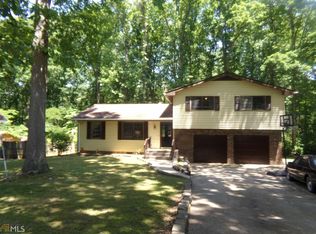 2195 Sandgate Cir, College Park, GA 30349