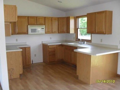 2nd image of 358 Prairie Pl
