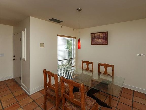 3rd image of 1337 Golfside Dr