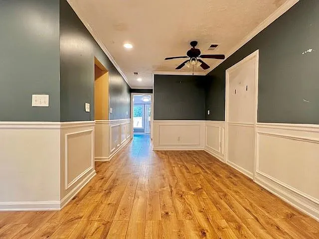 2 bed, 2.0 bath, 1200 sqft, $2,395 — Photo 4