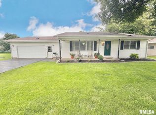 591 Walnut St, Knoxville, IL 61448