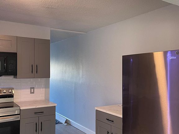 5th image of 2379 Finlandia Ln APT 53