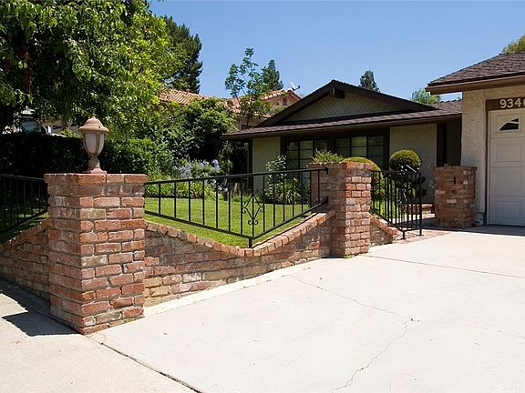 2nd image of 9346 Brightwood Ct
