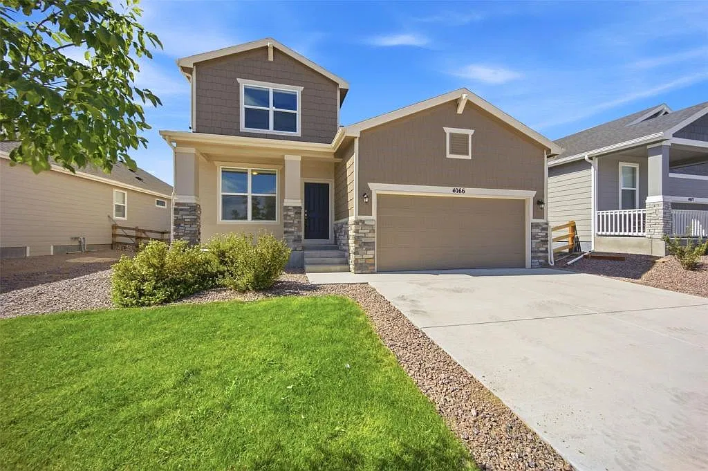 4066 Wyedale Wy — Photo 3