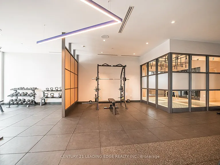 2545 Simcoe St N #803 — Photo 33