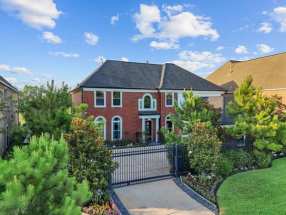 2nd image of 4114 Pebble Beach Drive