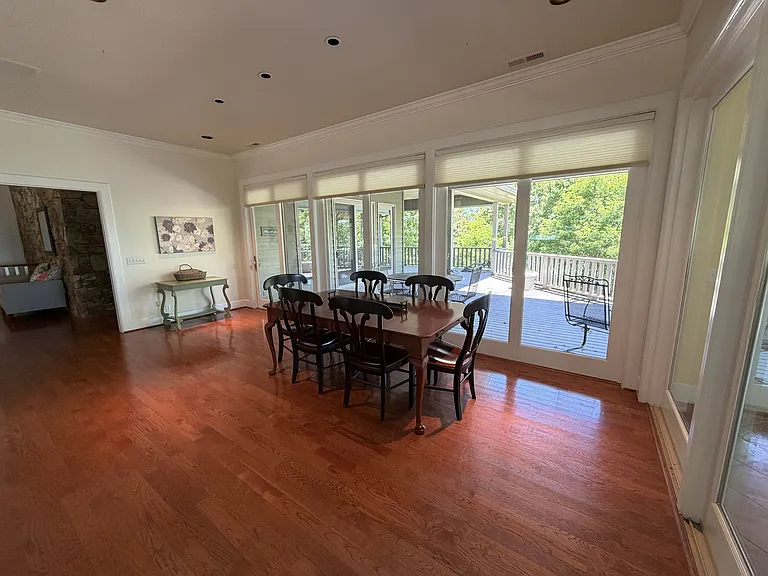 139 Summit Dr — Photo 11