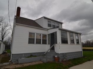 2216 Williams Rd, Columbus, OH 43207