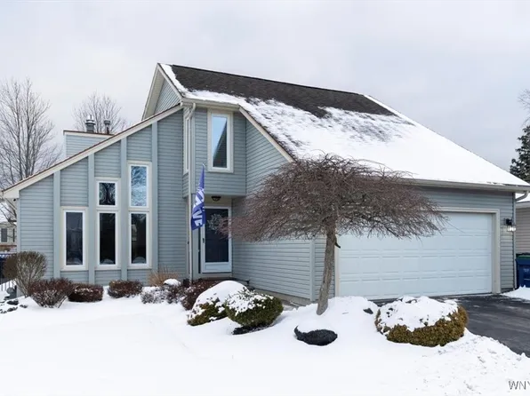 64 Rambling Rd, East Amherst, NY 14051