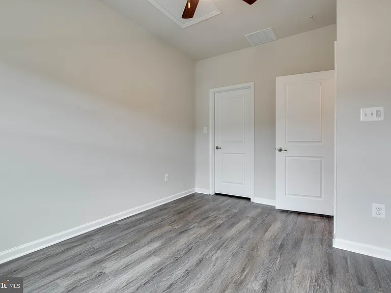 7912 N Gladden Farm Way — Photo 31