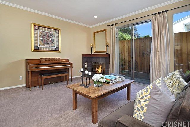 1st image of 13006 Moorpark St APT B