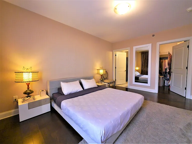 255 Laird Ave #15 — Photo 16