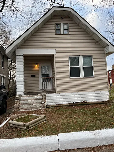 1011 S Greenlawn Ave Photo 1 1011 S Greenlawn Ave Photo 1
