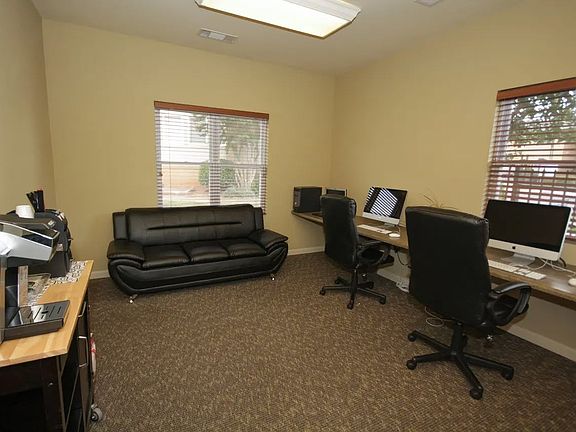 Welcome to The Preserve On Conley Apartments, where modern living meets comfort. Enjoy spacious rooms designed for productivity and relaxation. Elevate your lifestyle todayschedule a visit to learn more!