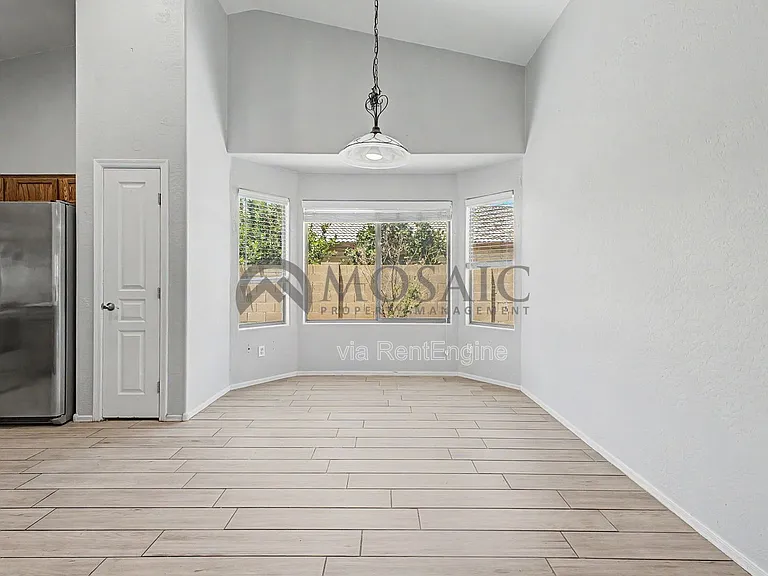 22360 E Via Del Rancho — Photo 12