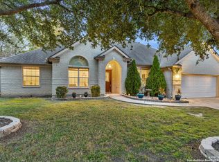 1154 Loma Verde Dr, New Braunfels, TX 78130