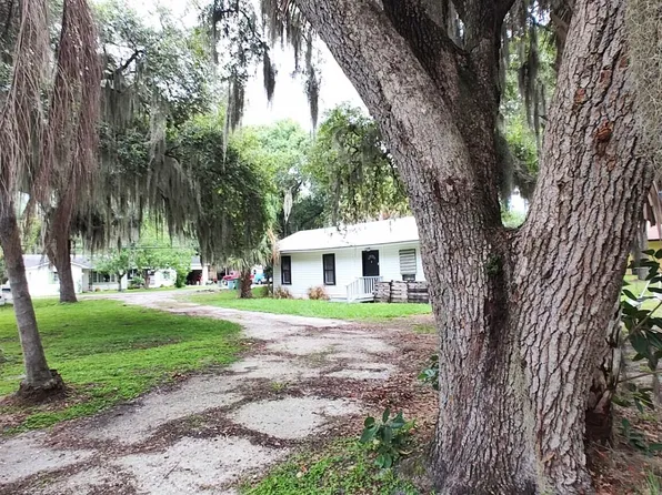 1013 W 2nd Street, Fort Pierce, FL 34982