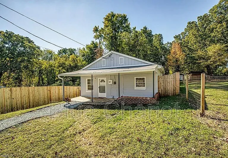 524 W Short St — Photo 4