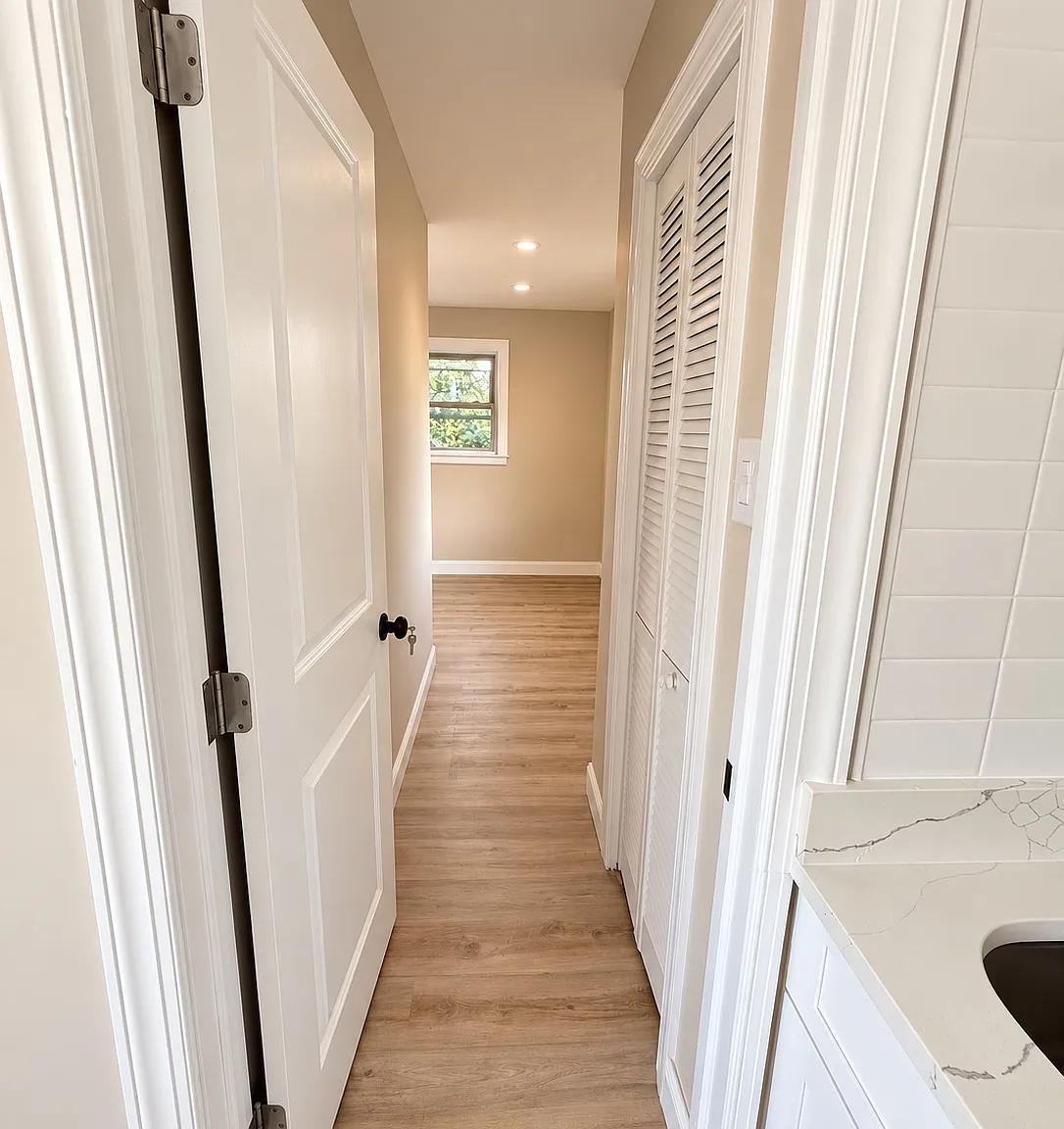 1 bed, 700 sqft, $1,950 — Photo 4