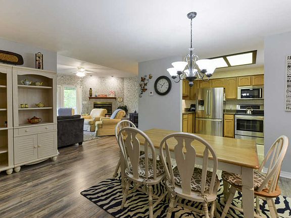 2nd image of 18 Bradford Pl Unit 514