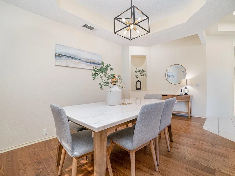 4201 Pinewood Dr — Photo 5
