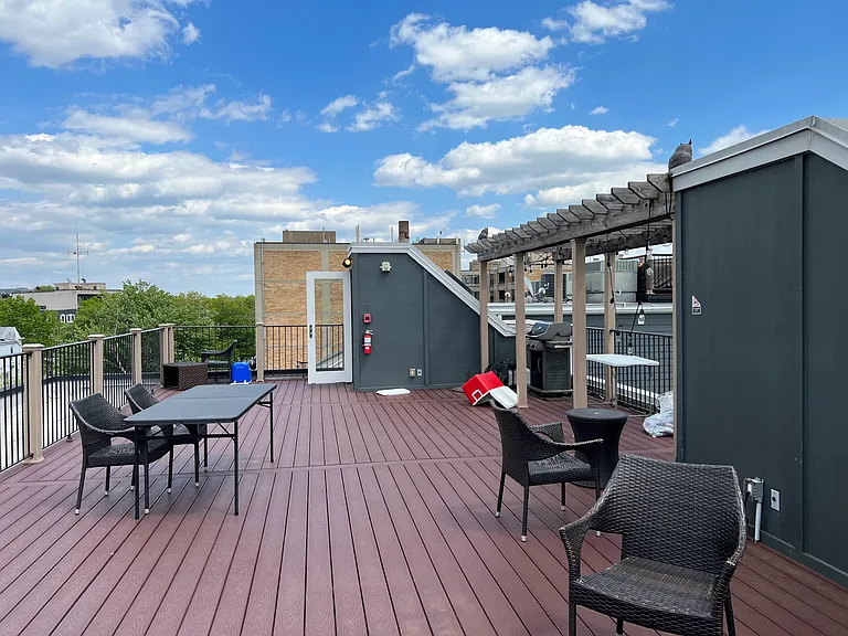 1209 G St SE #8 — Photo 29